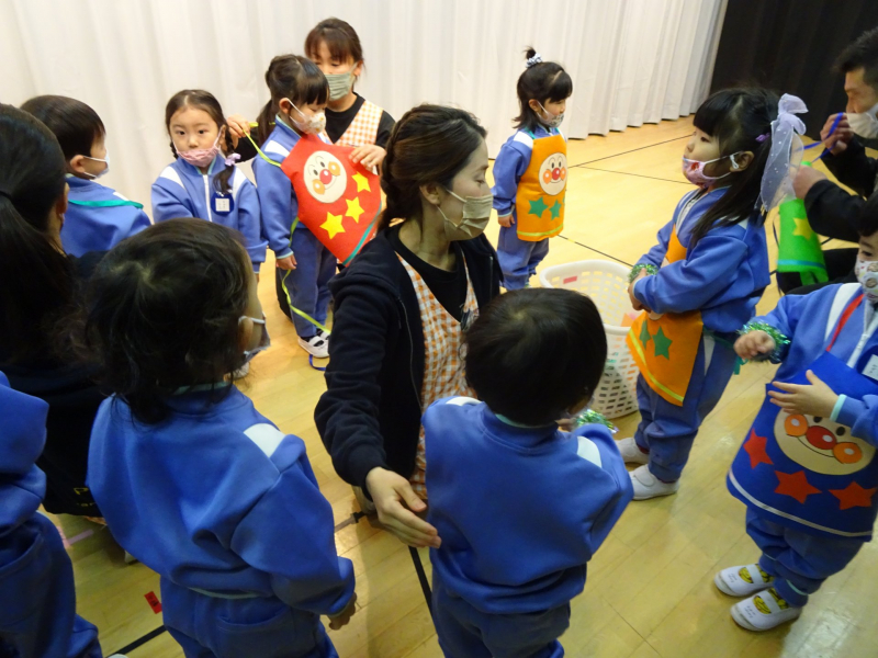 舞台裏…衣装つけて