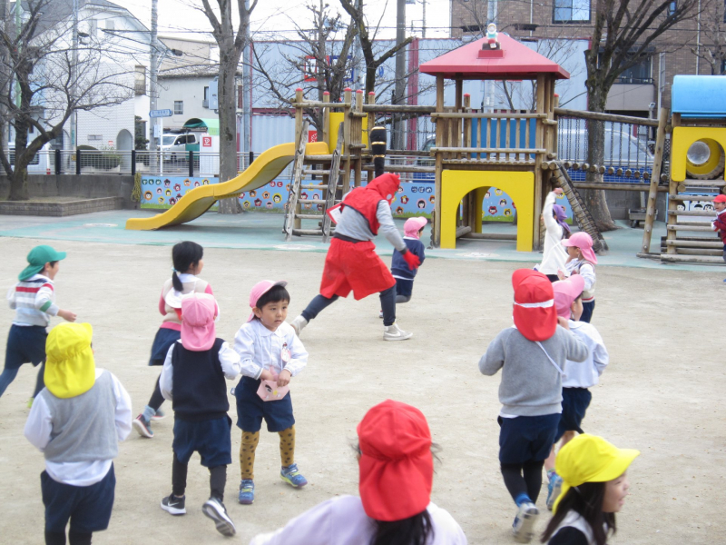 悪い子はいね~か~!!