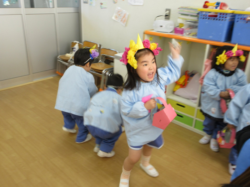 悪い鬼め！私がやっつけてやる！